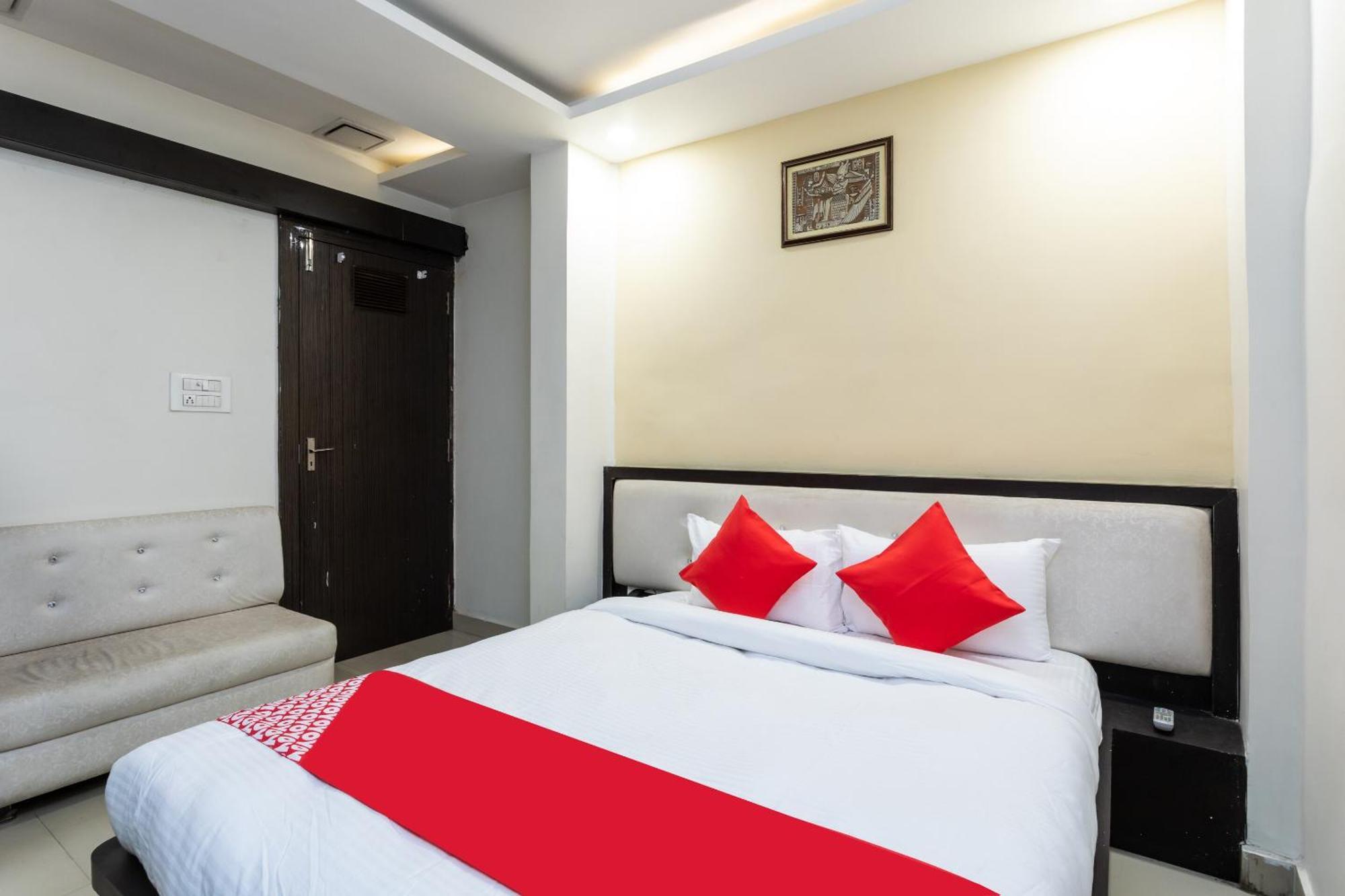 Spot On Hotel Trishla Бопал Екстериор снимка