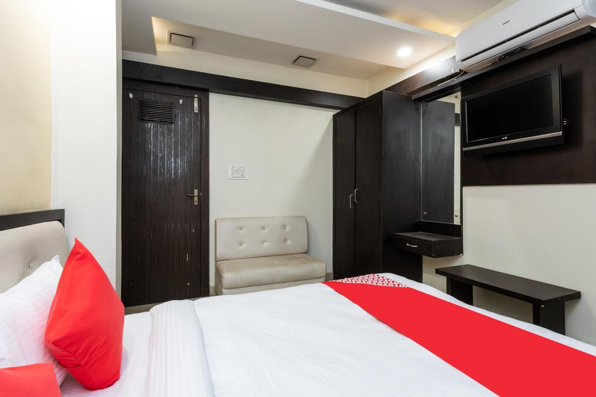 Spot On Hotel Trishla Бопал Екстериор снимка
